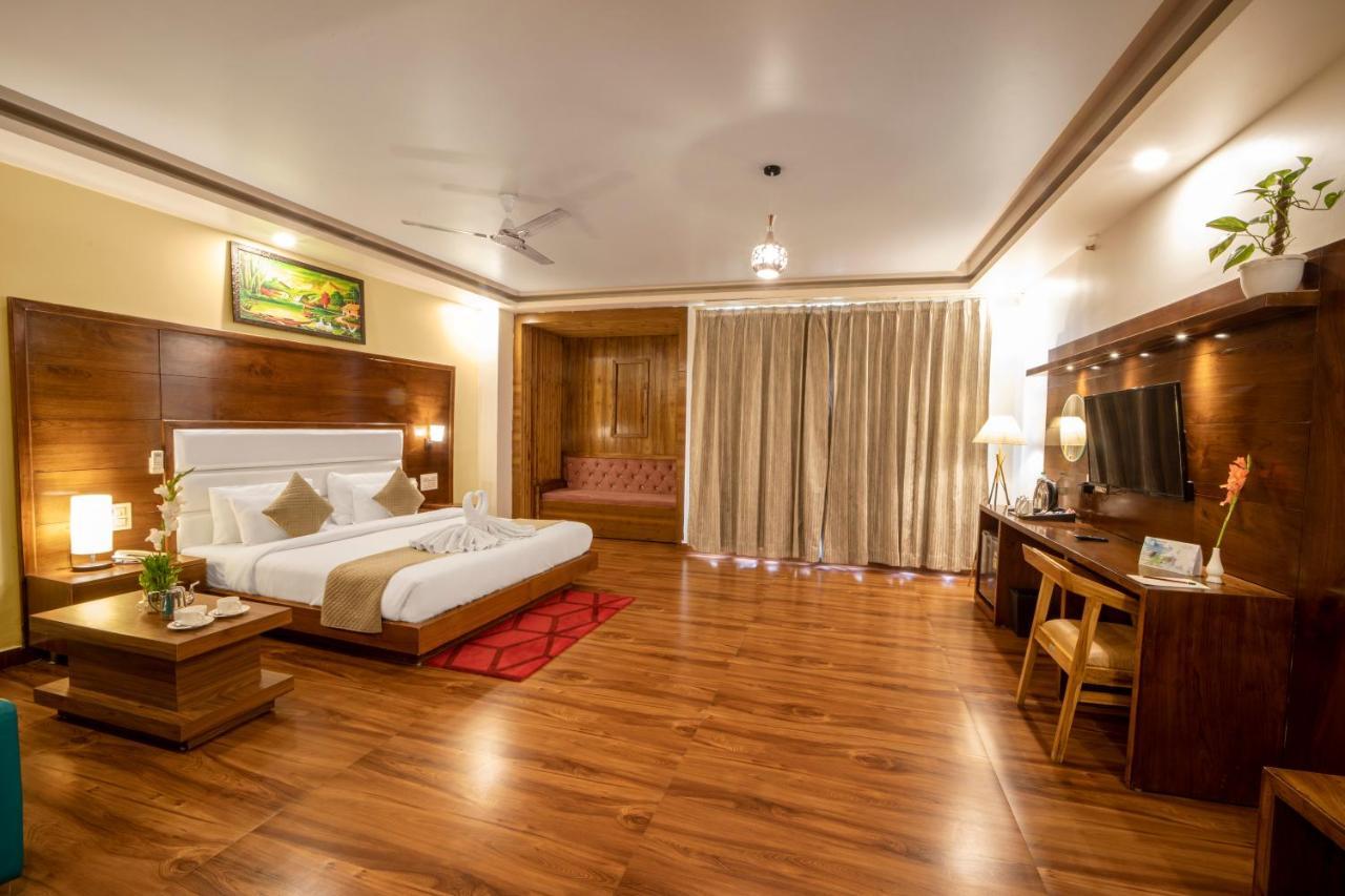 Hotel Divine Lakshmi Ganga Rishīkesh Exterior foto