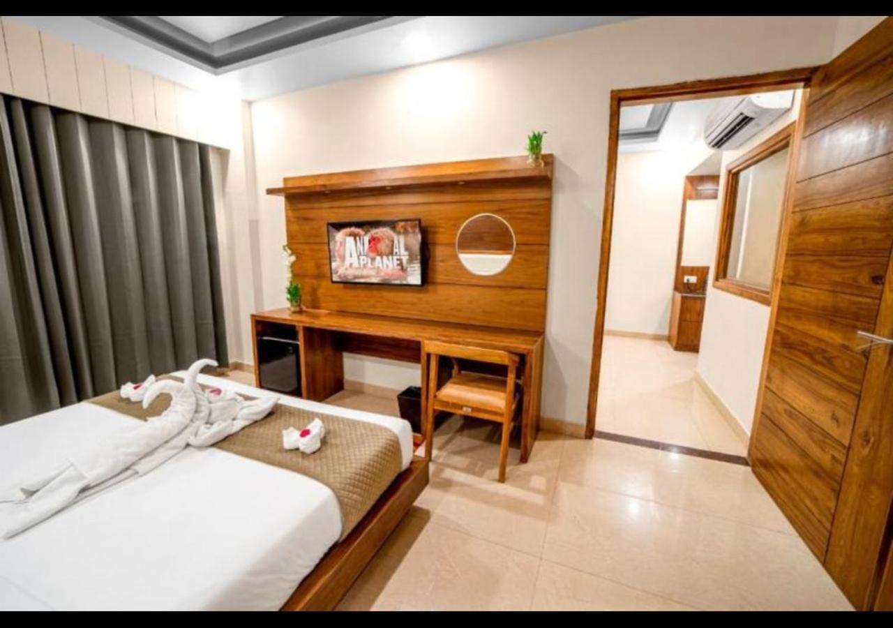 Hotel Divine Lakshmi Ganga Rishīkesh Exterior foto